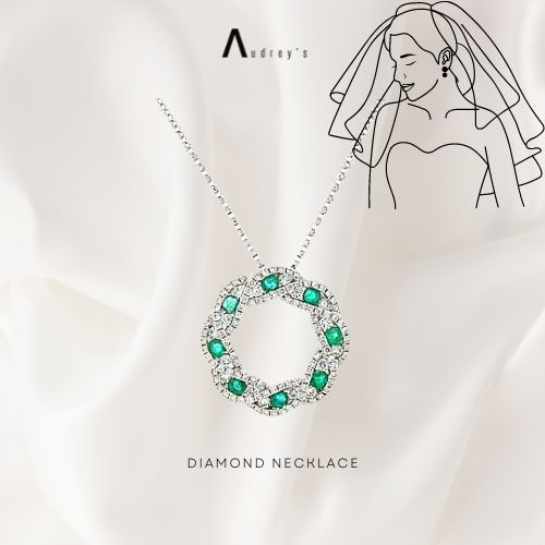 Emerald Necklace, Jewelry