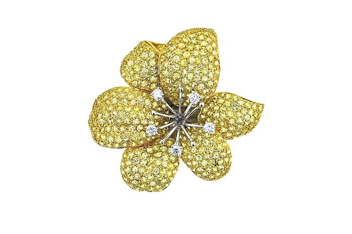 Sapphire Diamond Floral Shape Pendant